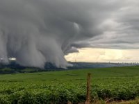 shelf cloud