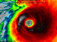 Cyklón Fantala se právě stal nejsilnější zaznamenanou tropickou bouří v Indickém oceánu