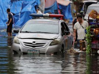 Vánoční oslavy na Filipínách ohrozil tajfun