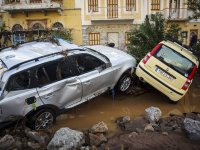 Bleskové povodně na předměstí Athén zabily 5 lidí, v příštích dnes se očekává další vydatný déšť
