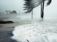 V Atlantickém oceánu jsou dva hurikány