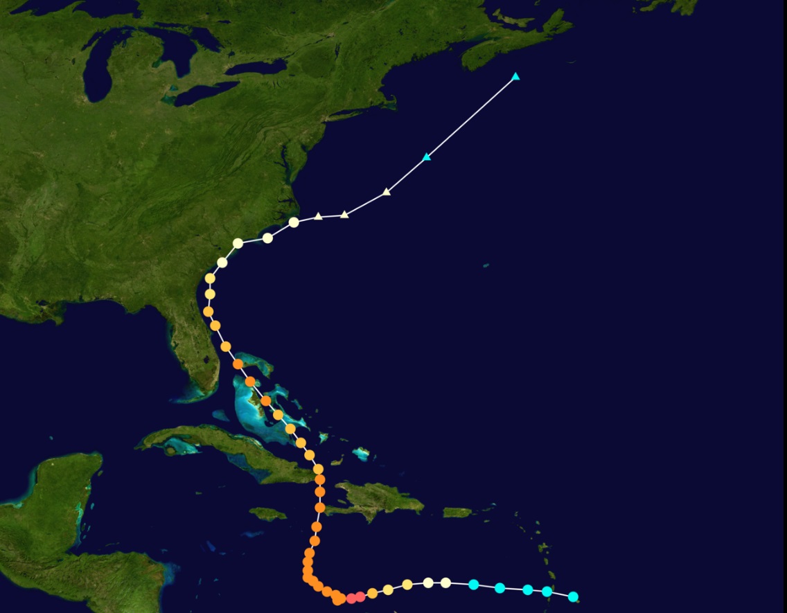 Trajektorie hurikánu podel pobřeží