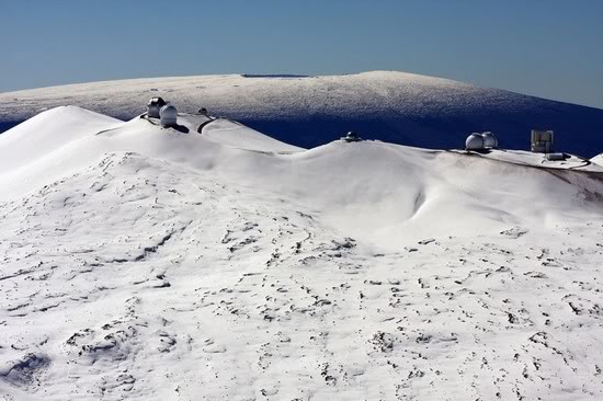 Hvězdárny na hoře Mauna Loa odkud je krásně vidět do vesmírnu bez světelného znečištění