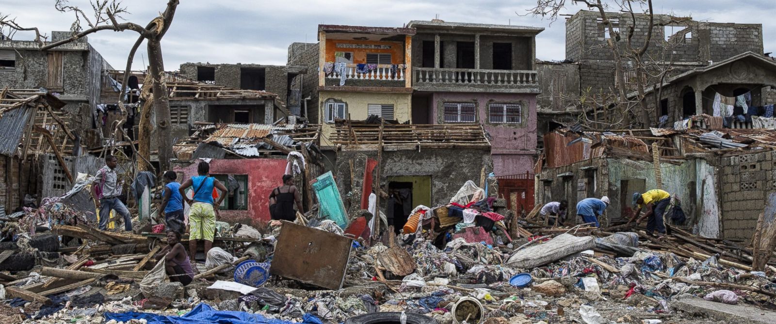 Následky přírodní katastrofy na Haiti
