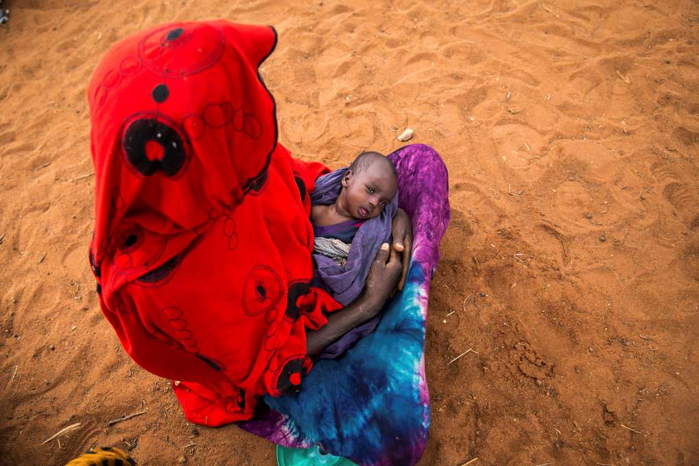 Etiopské dítě s matkou