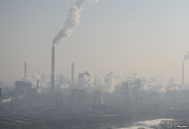 Velký smog v Číně, přspívá k velmi zhošenému přírodnímu prostředí