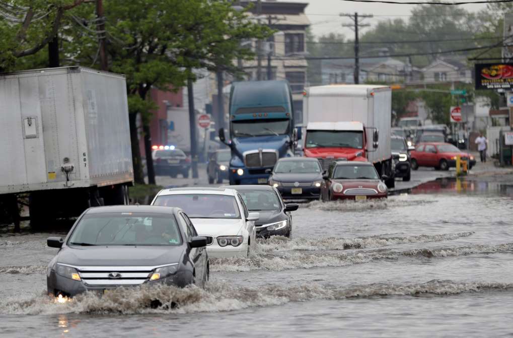 Velká voda a zatopené silnice v New Jersey