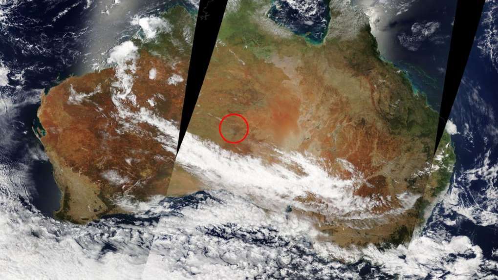 Satelitní snímek požáru v Austrálii