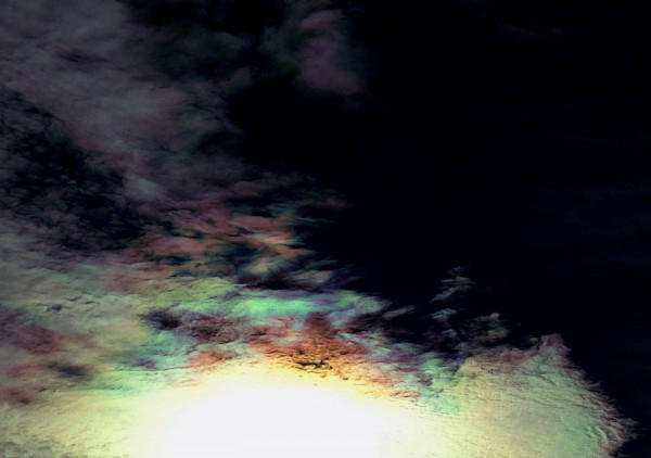 iridescence oblaků